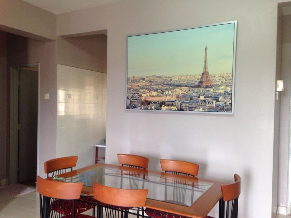 Noah's Apartment *